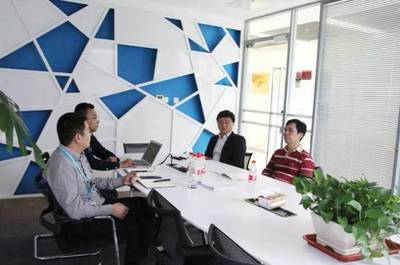 商務部專家委員及企業領導蒞臨炫生活考察交流，共商商務咨詢服務發展